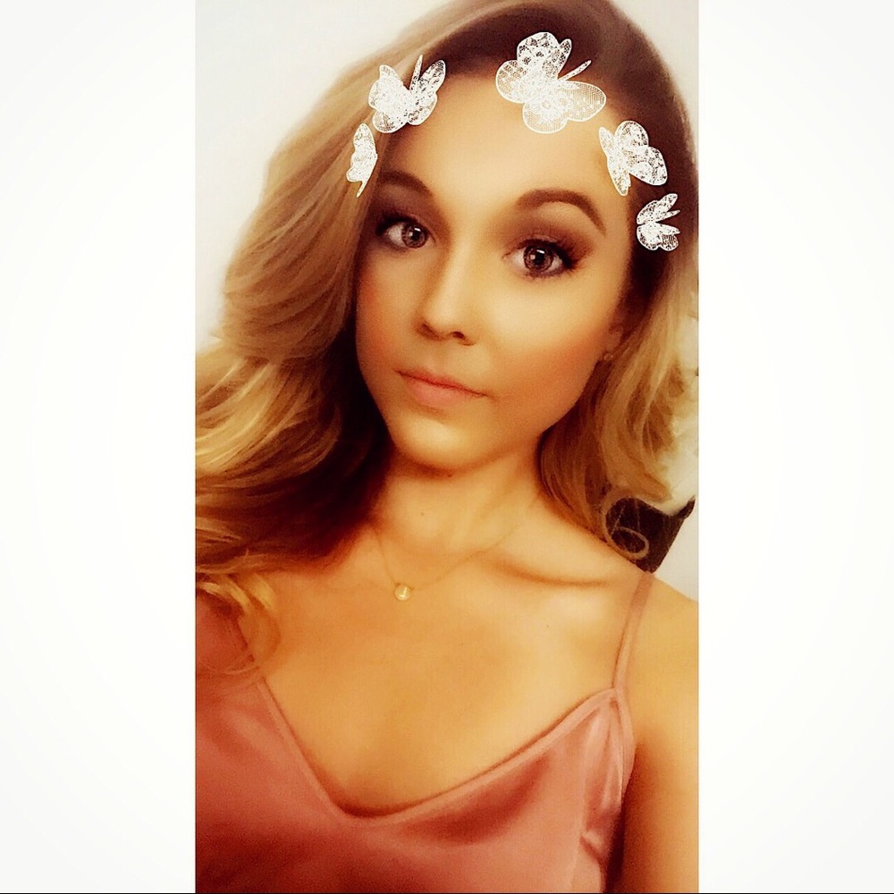Meet your Posher, Lauren